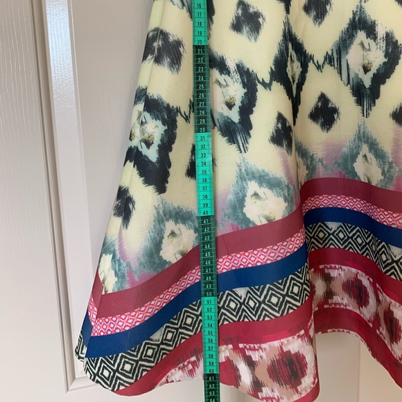 Seductions skirt new - Picture 3 of 5